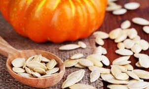 the benefits of pumpkin seeds with honey in the treatment of prostatitis